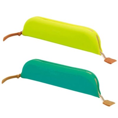 ESTOJO SILICONE PEQUENO...